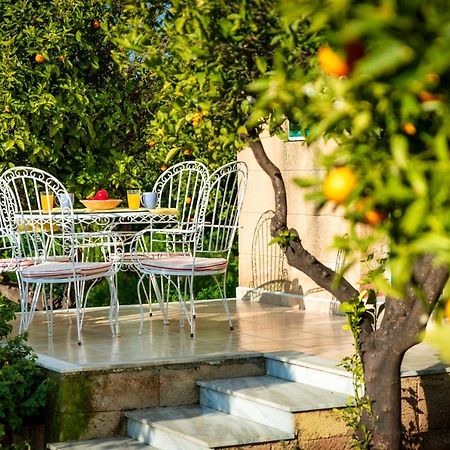 The Tower With The Orange Tree Garden Villa Ialysos  Luaran gambar