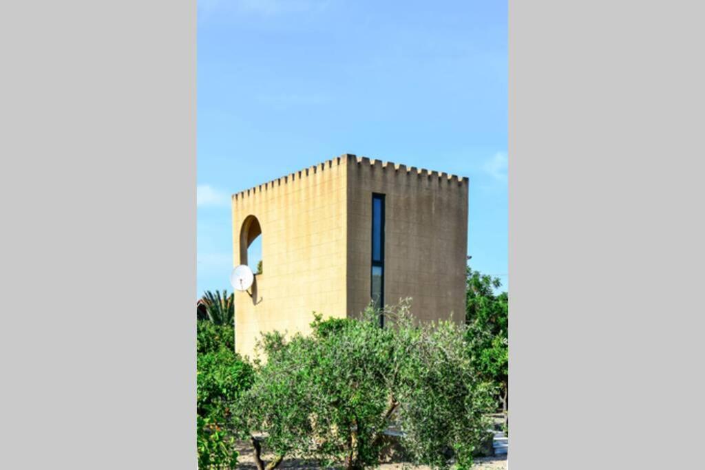 The Tower With The Orange Tree Garden Villa Ialysos  Luaran gambar