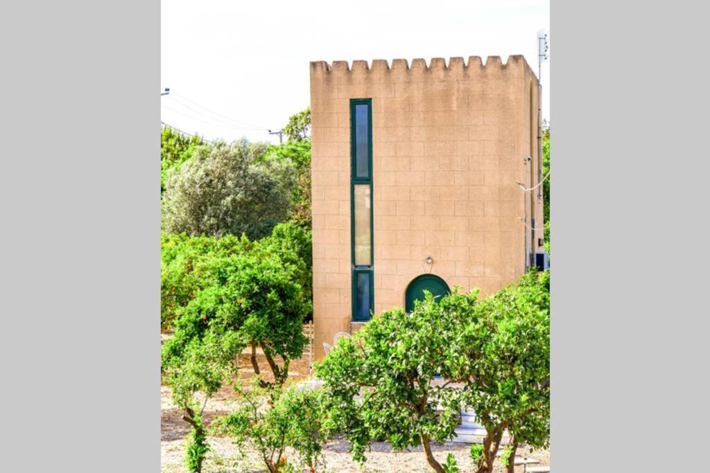 The Tower With The Orange Tree Garden Villa Ialysos  Luaran gambar