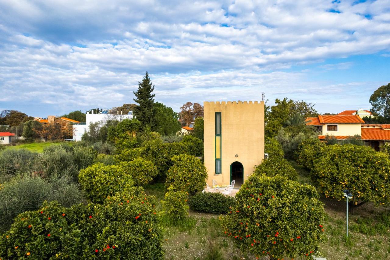 The Tower With The Orange Tree Garden Villa Ialysos  Luaran gambar