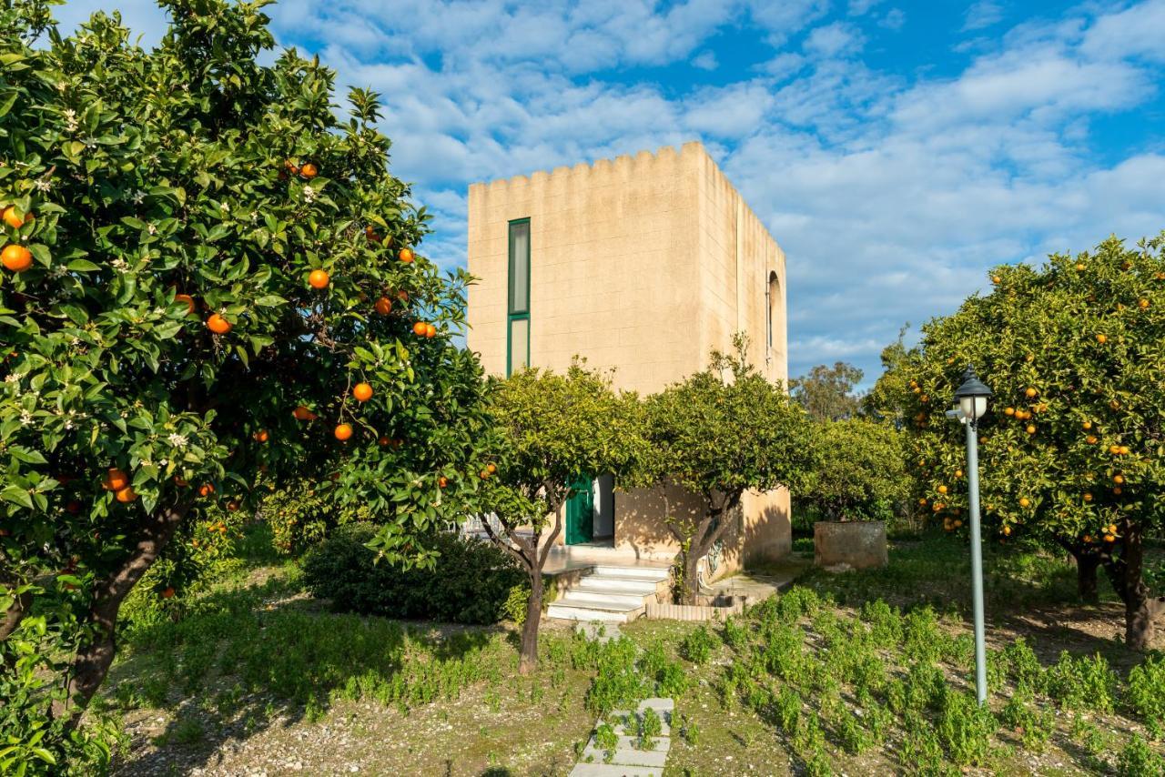 The Tower With The Orange Tree Garden Villa Ialysos  Luaran gambar